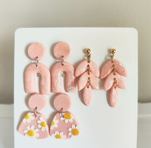 ENDEARRING Peach Stud Earrings