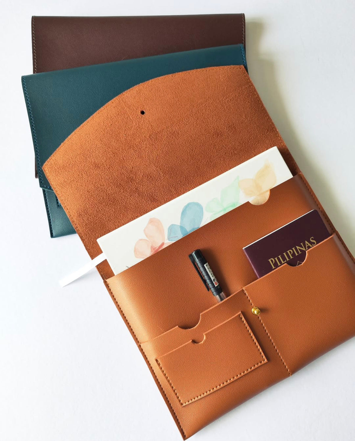 Travel Docu Holder