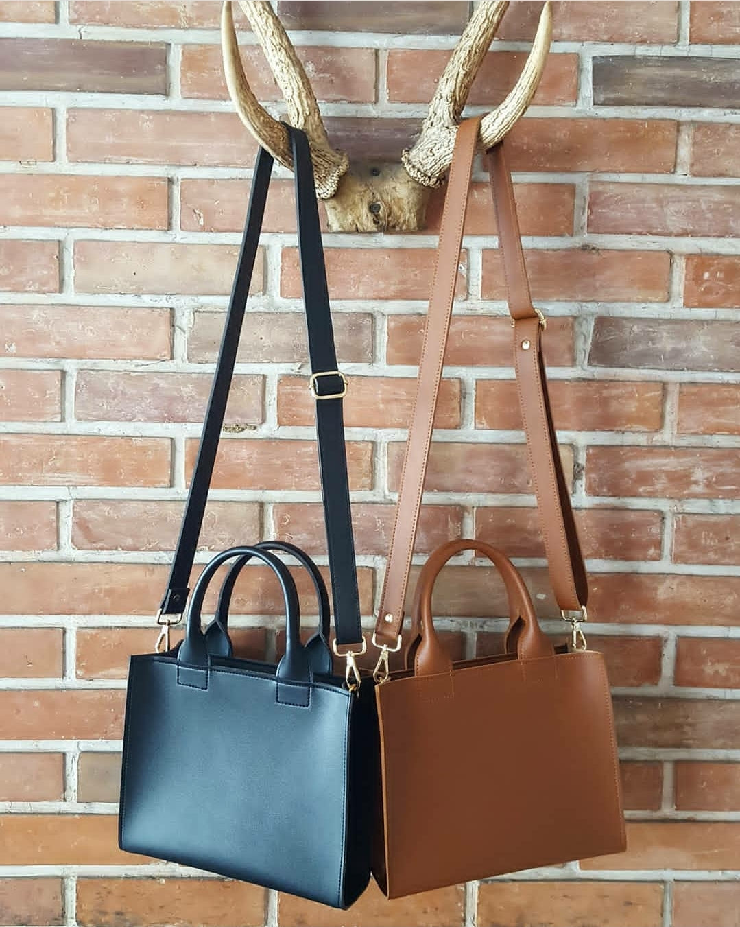 Medium Sling Bag