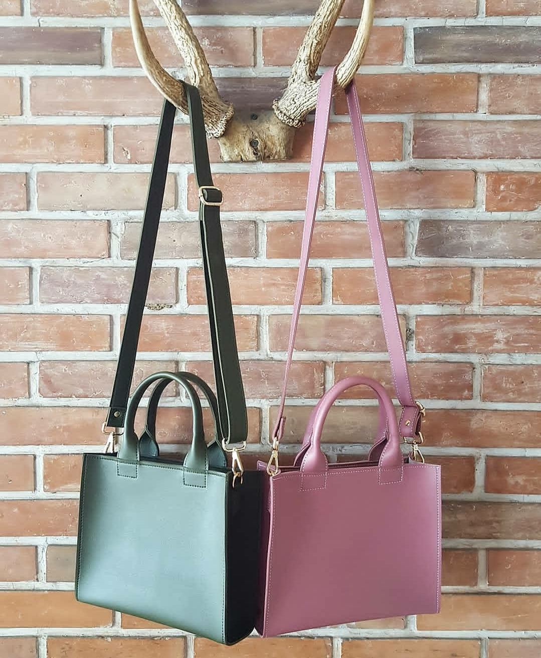Medium Sling Bag