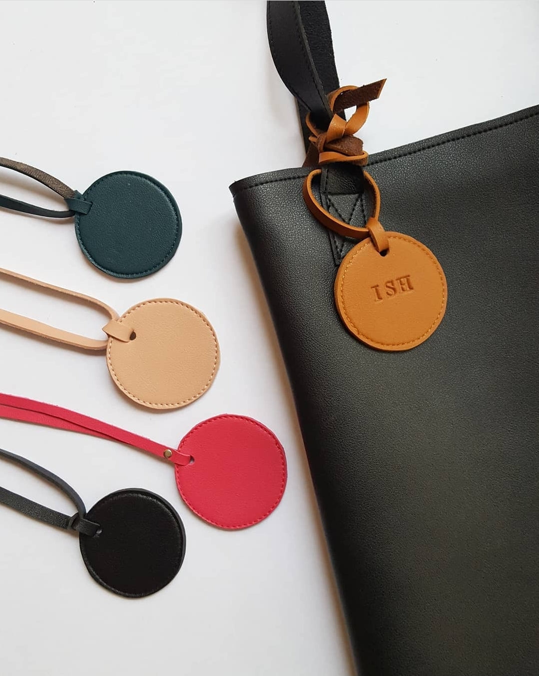 Circle Bag Tag